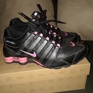 Womens Nike shox 7y/womens 8 with box